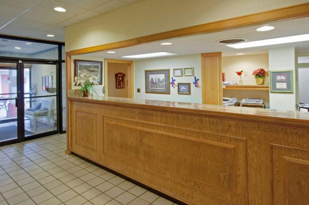 Americas Best Value Inn-Grenada Image 10